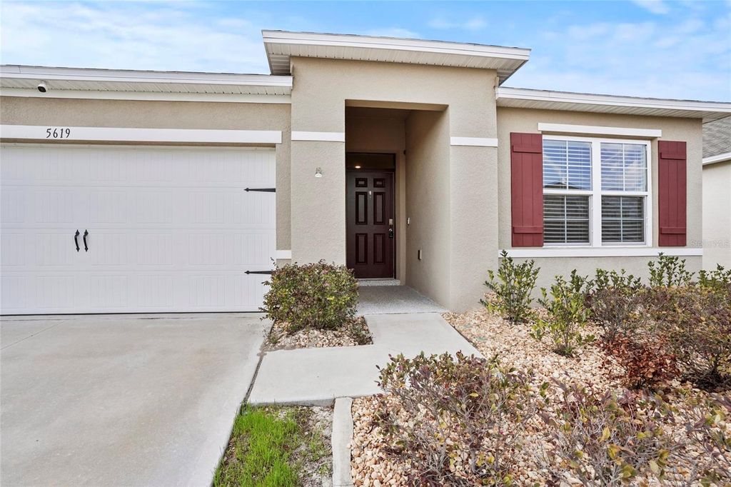 Photo of 5619 Siltstone Street, Lakeland, FL 33811 (MLS # L4959547)