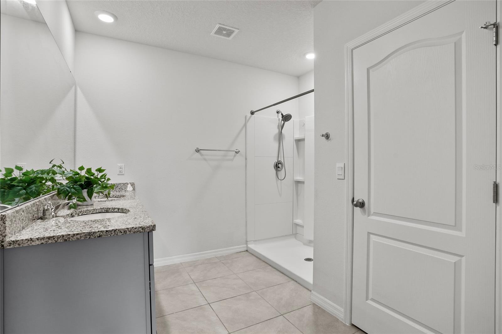 RIVERSTONE PH 5 & 6 - Residential