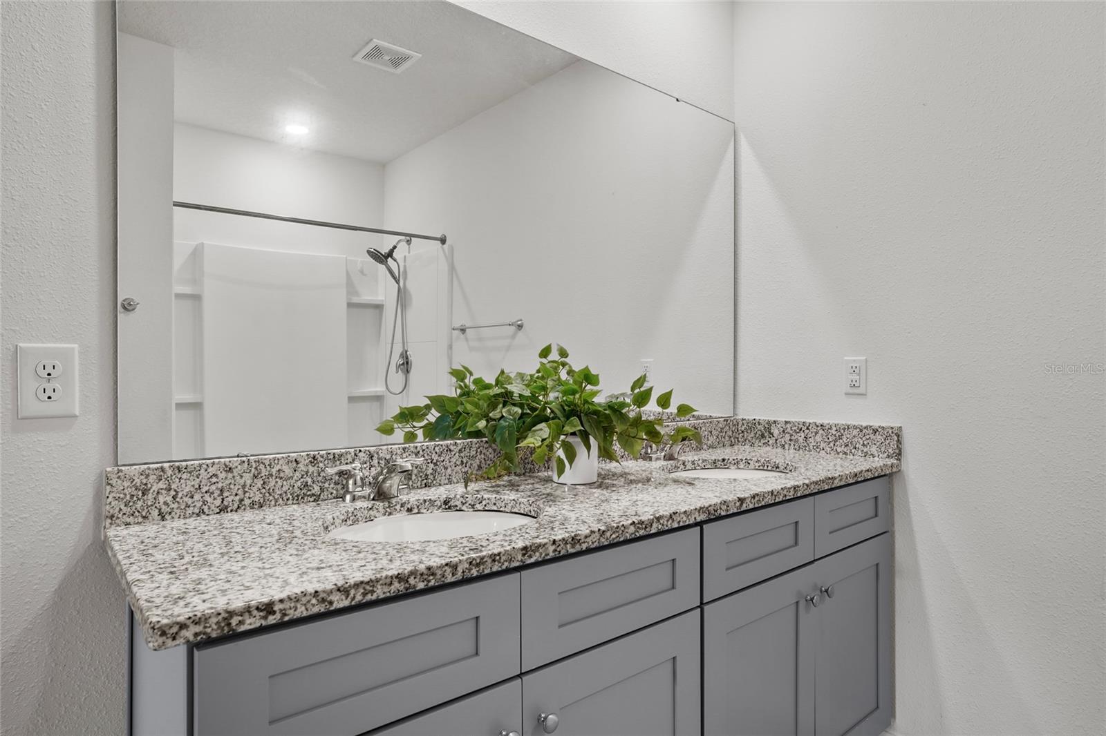 RIVERSTONE PH 5 & 6 - Residential