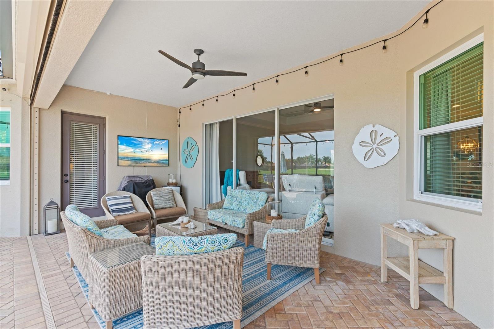 RIVER STRAND - Residential