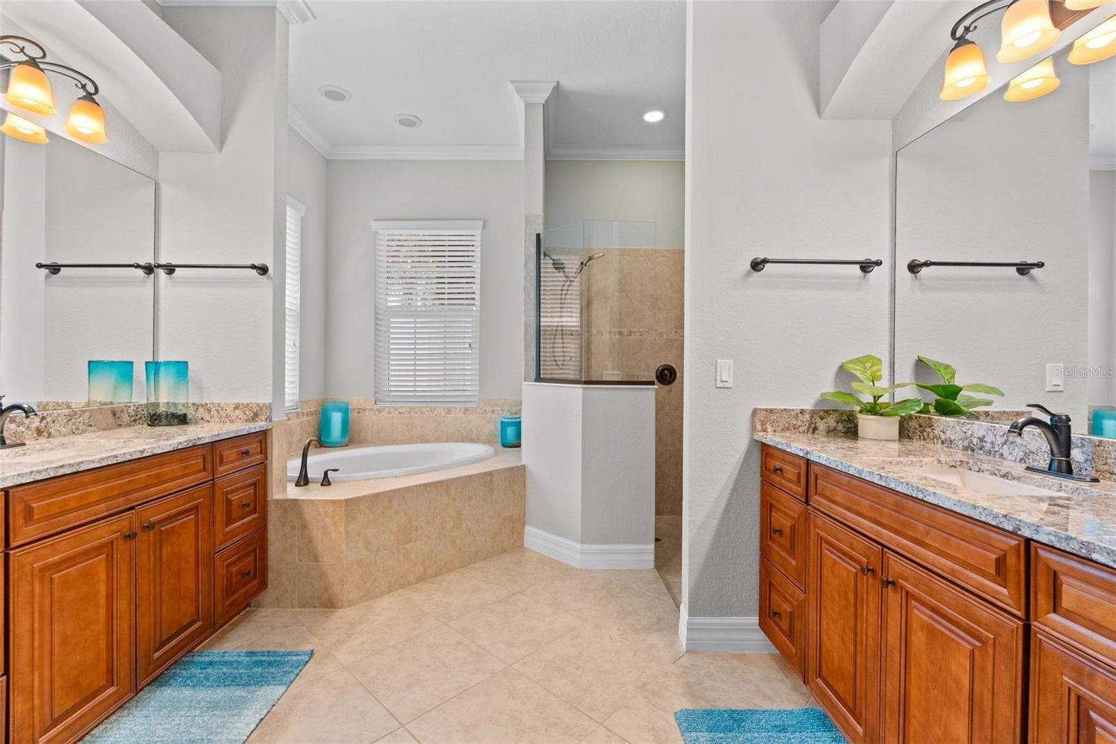 RIVER STRAND - Residential