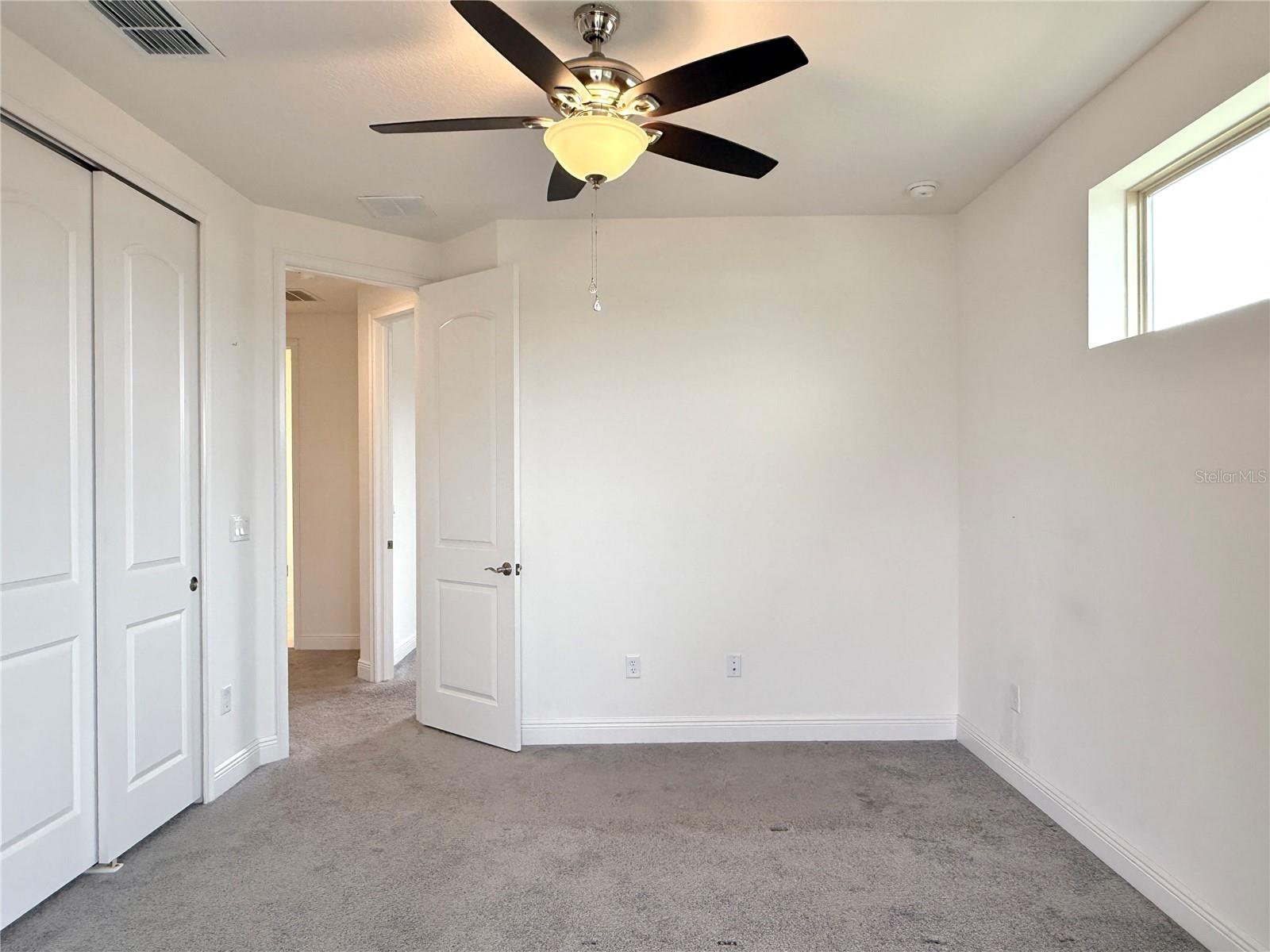 TWIN LAKES PH 8 - Residential Lease