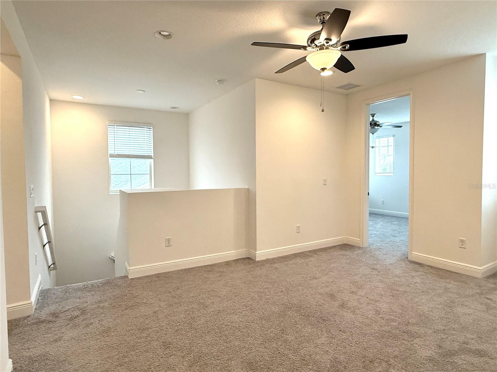 TWIN LAKES PH 8 - Residential Lease