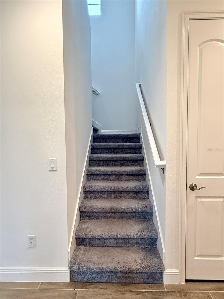 TWIN LAKES PH 8 - Residential Lease