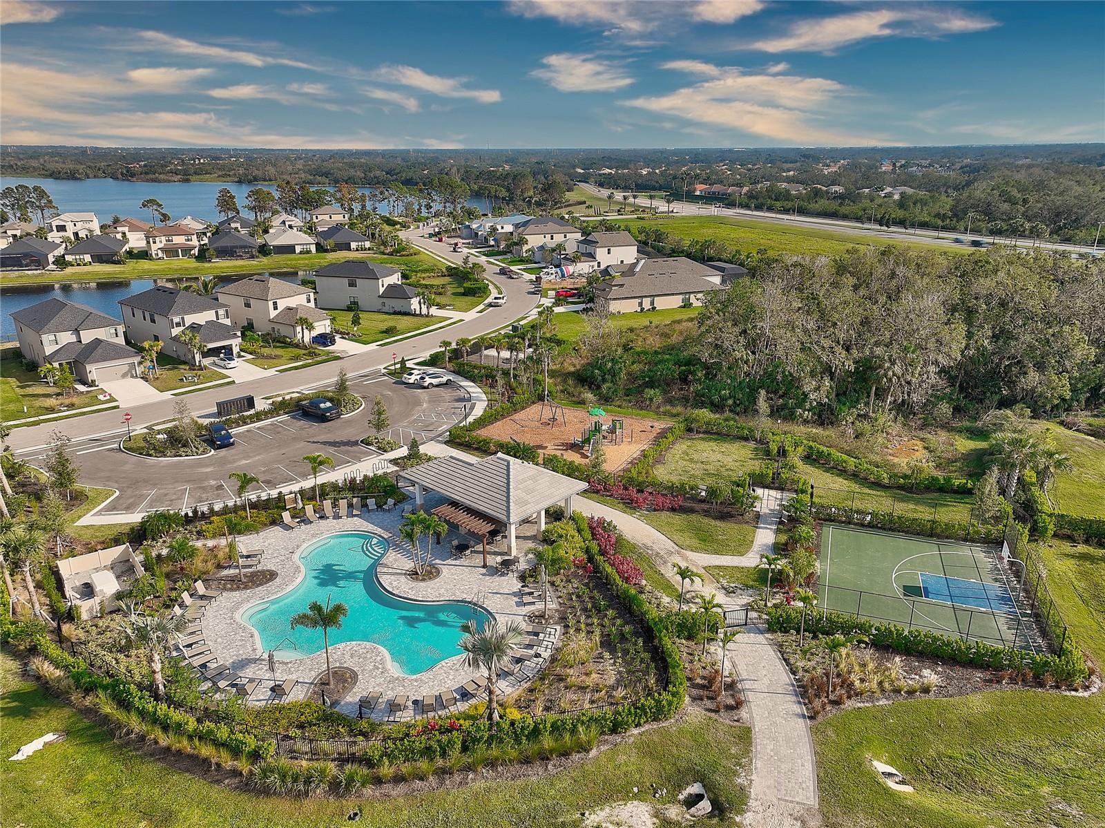 GRANDVIEW AT THE HEIGHTS - Residential