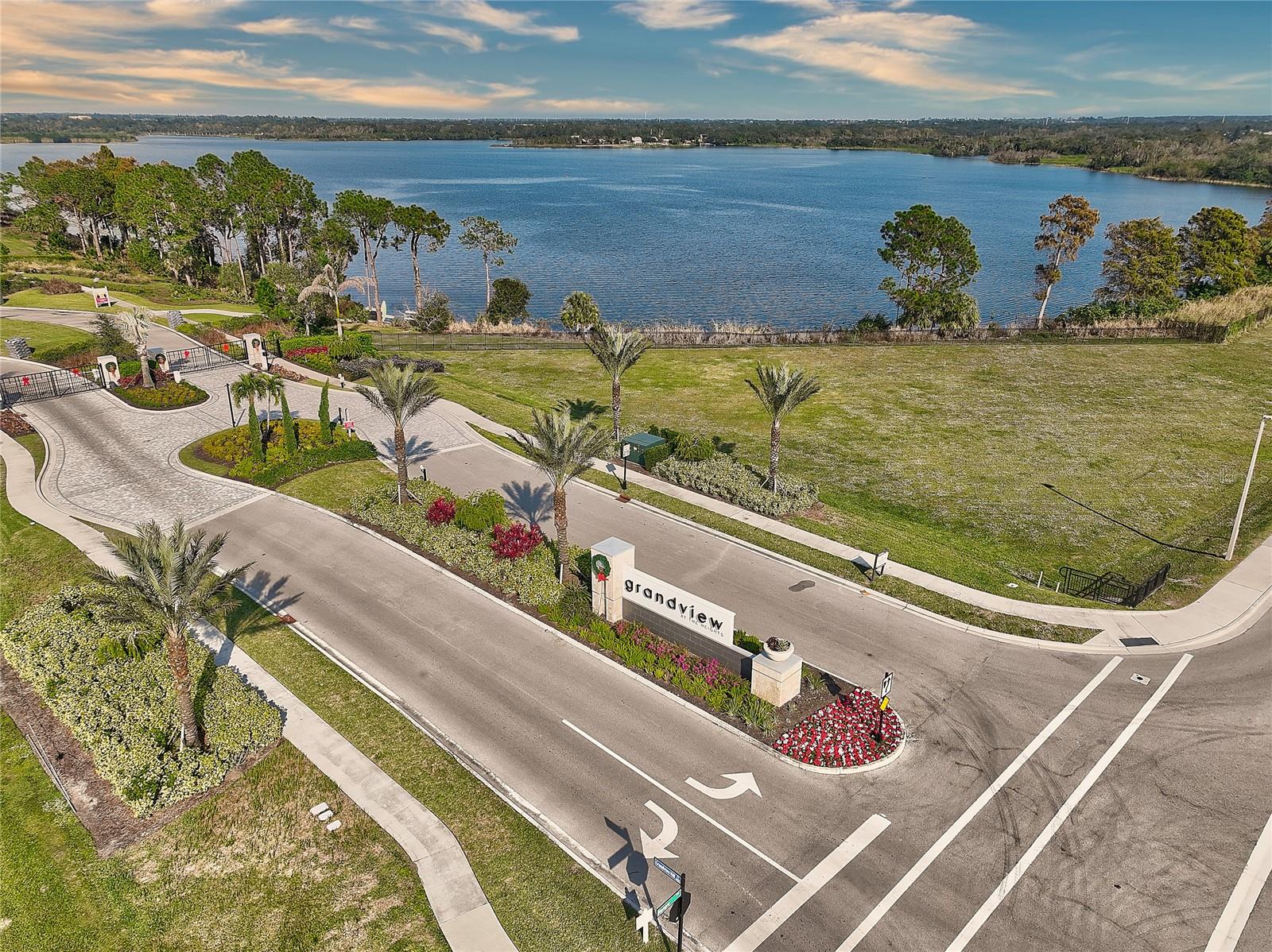 GRANDVIEW AT THE HEIGHTS - Residential