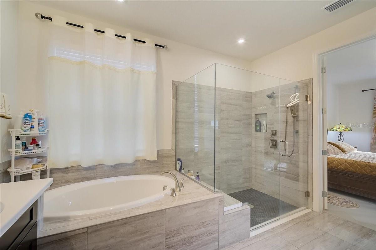 GRANDVIEW AT THE HEIGHTS - Residential