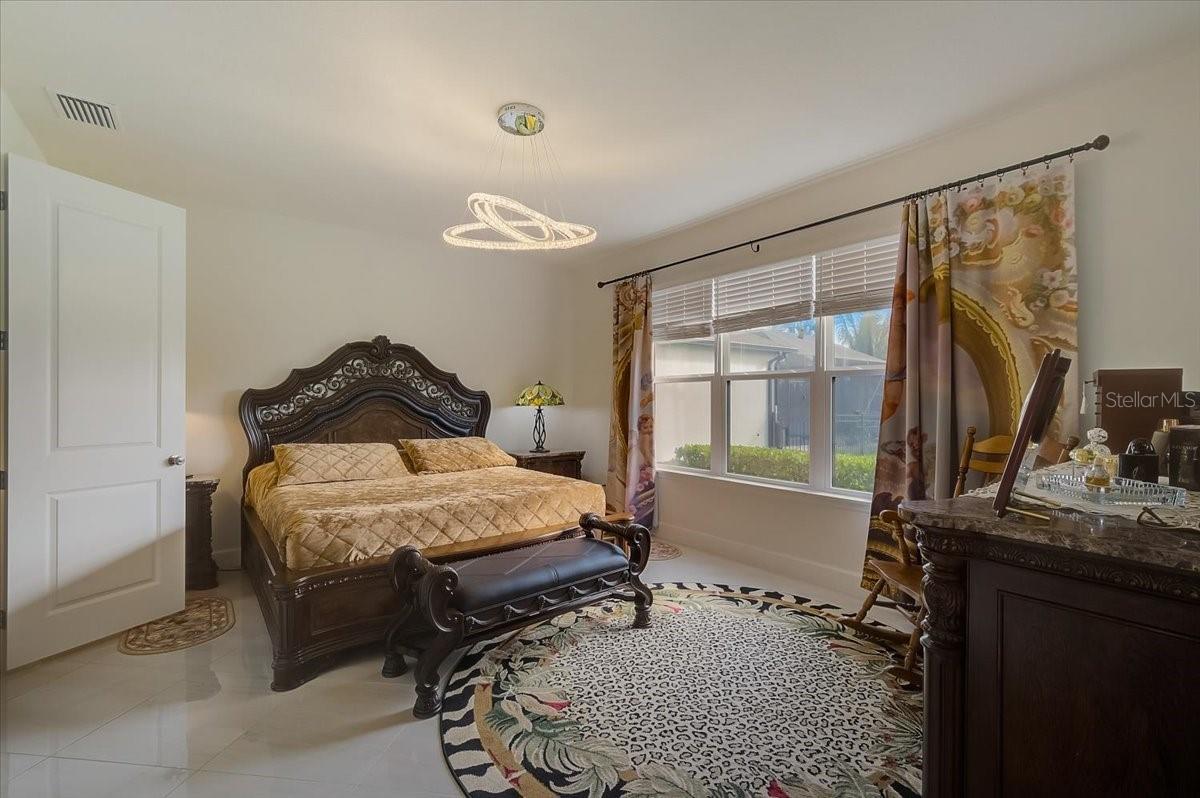 GRANDVIEW AT THE HEIGHTS - Residential