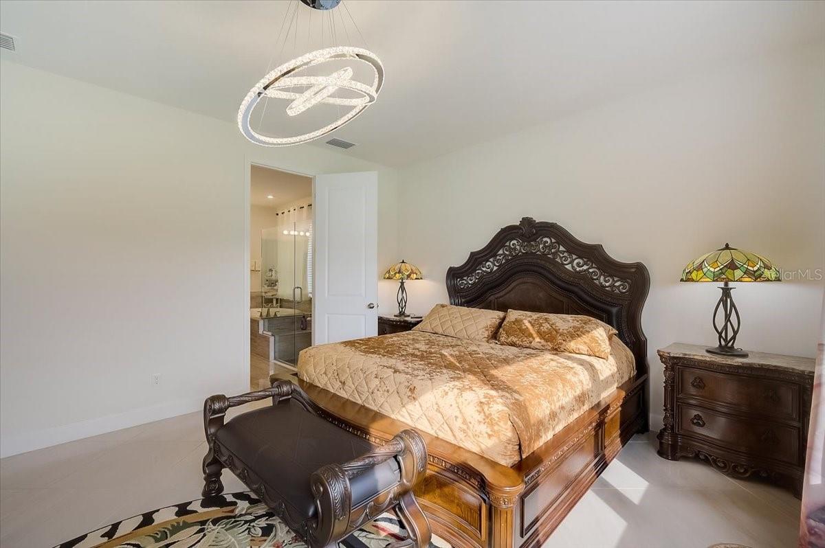 GRANDVIEW AT THE HEIGHTS - Residential