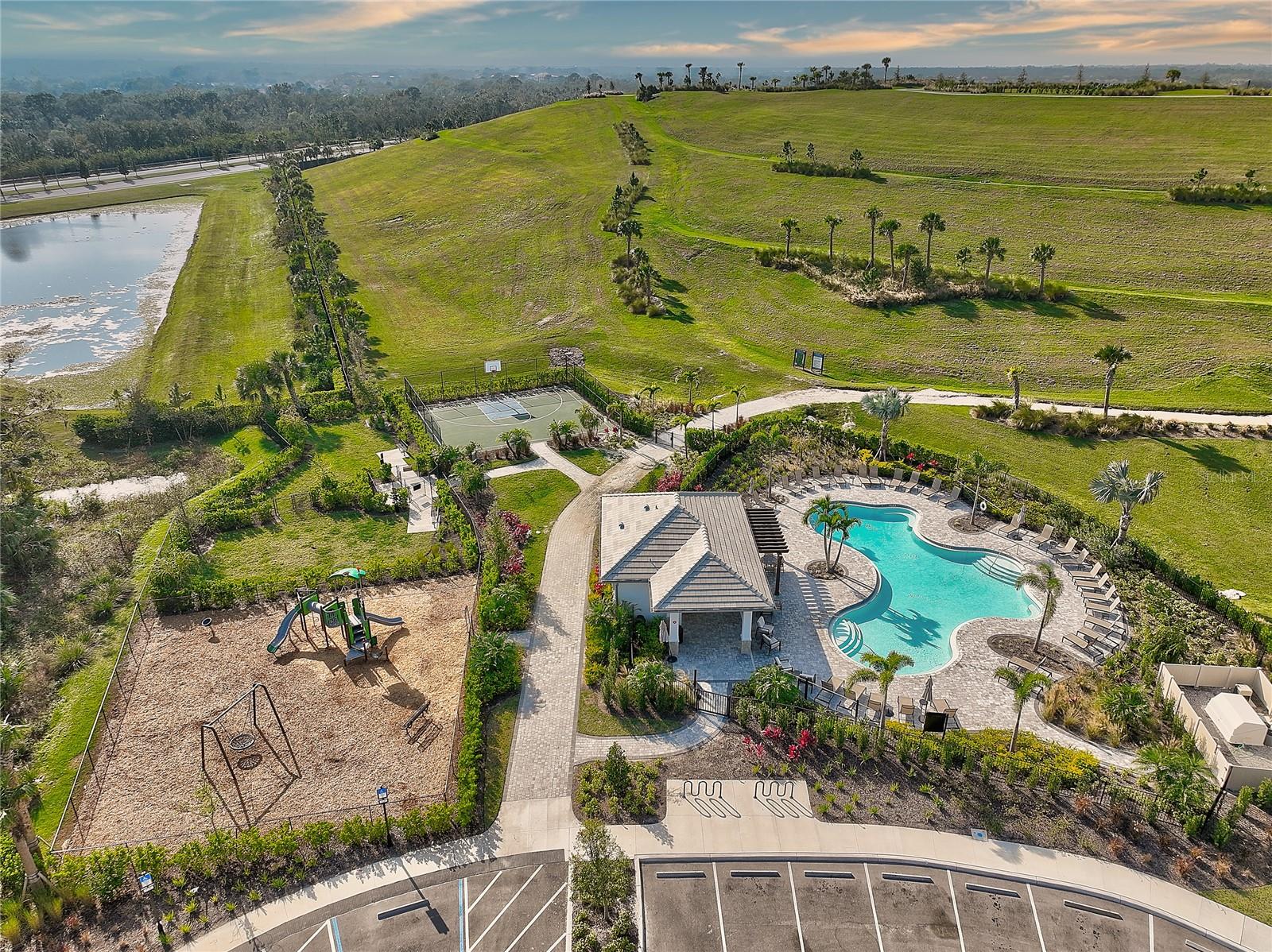 GRANDVIEW AT THE HEIGHTS - Residential