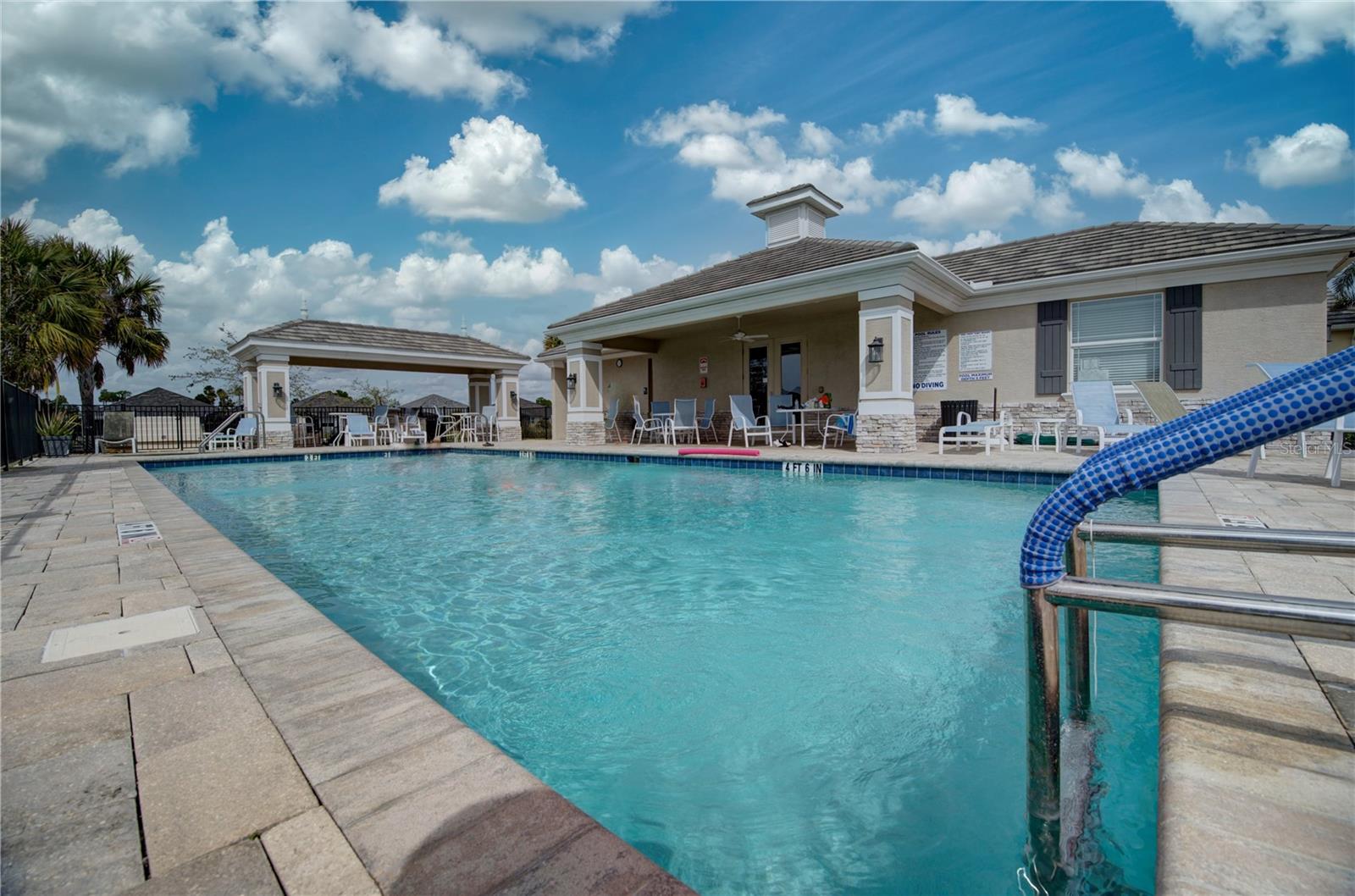 UNIVERSITY VILLAGE - Residential