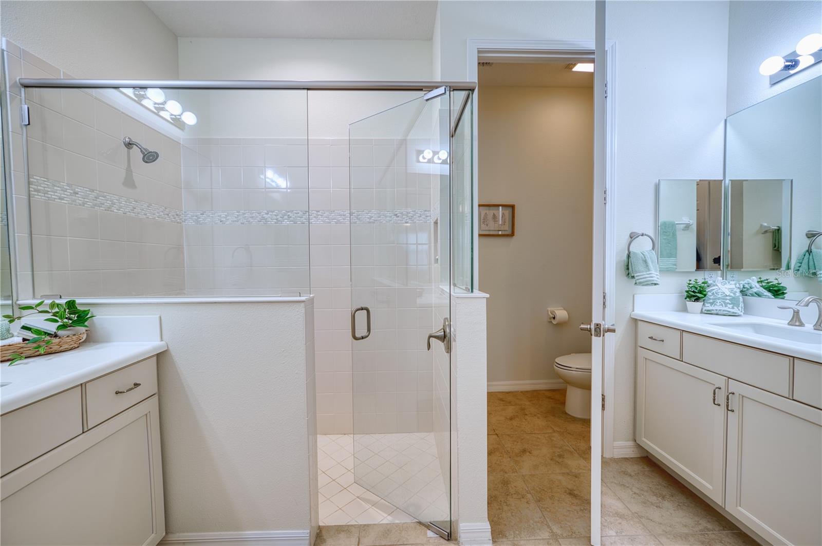 UNIVERSITY VILLAGE - Residential