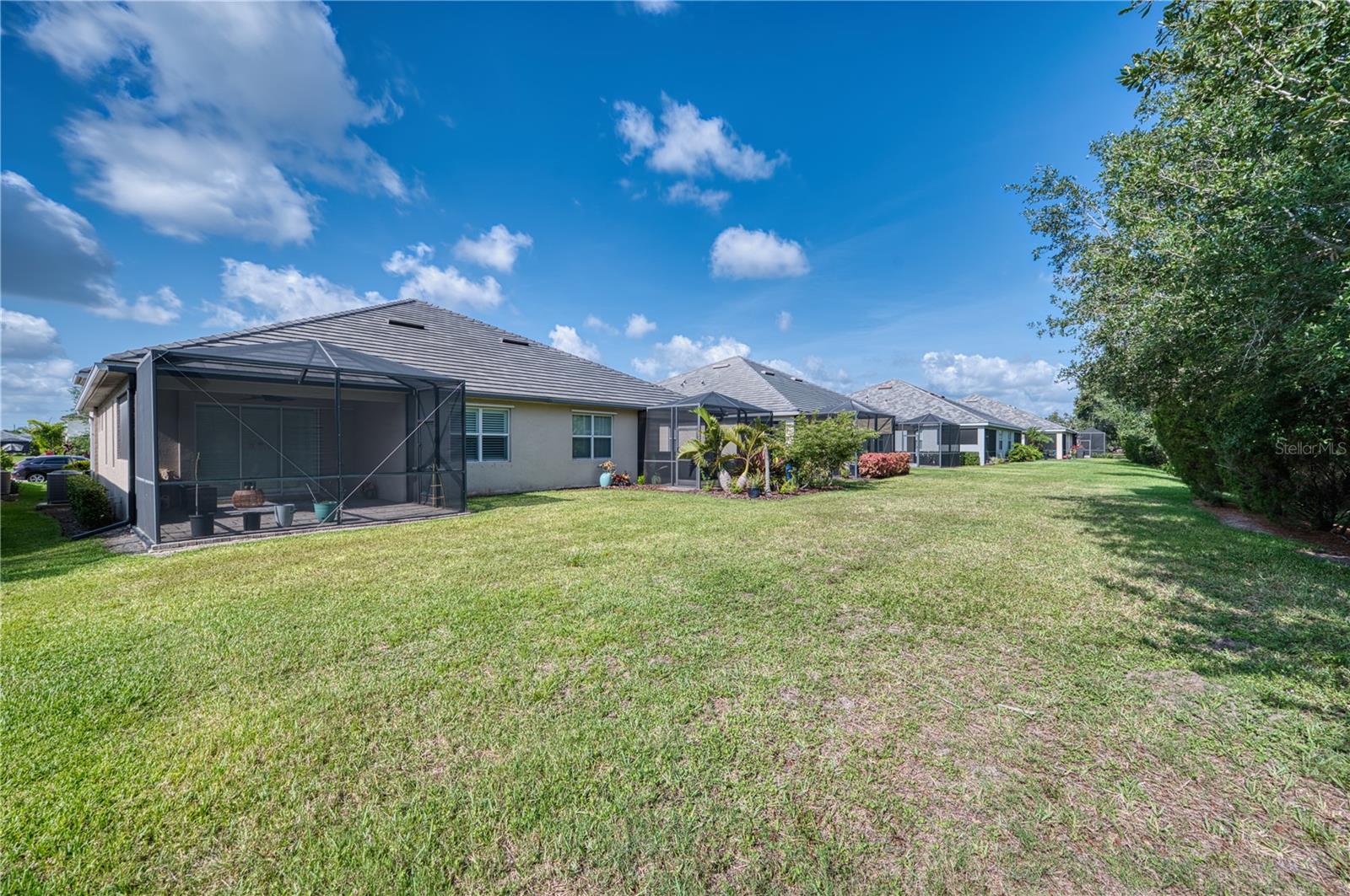 UNIVERSITY VILLAGE - Residential