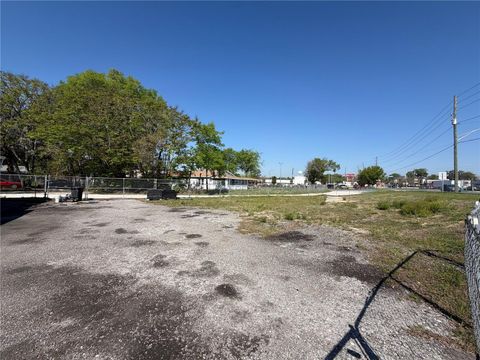 Tiny photo for 11368 Us 301 Highway, Belleview, FL 34420 (MLS # G5109659)