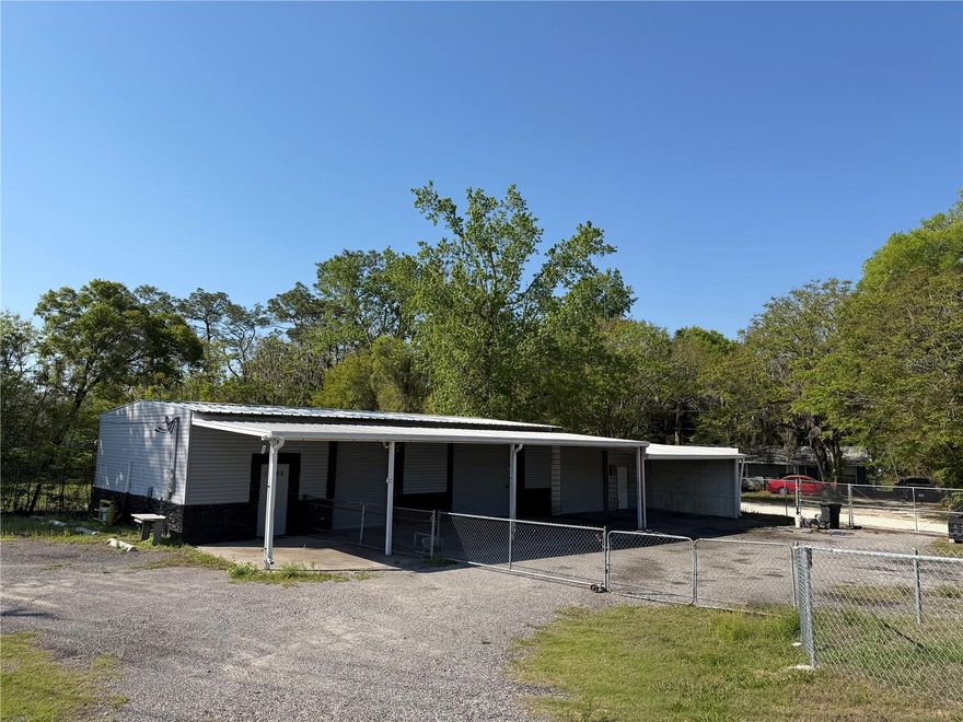 Outstanding Commercial Property in Belleview!
Position your business for success with this prime commercial property located in the heart of Belleview near the heavily traveled 301/441 corridor. Featuring B-5 zoning, this property is ideal for a variety of commercial uses and offers exceptional visibility, easy access, and high daily traffic counts. A fantastic opportunity for business owners, investors, or developers looking for a strategic location in a growing area.