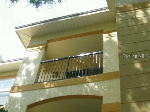 THE PINNACLE AT CARROLLWOOD A - Residential Lease