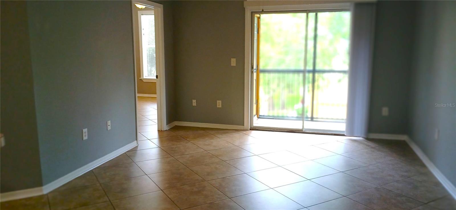 THE PINNACLE AT CARROLLWOOD A - Residential Lease