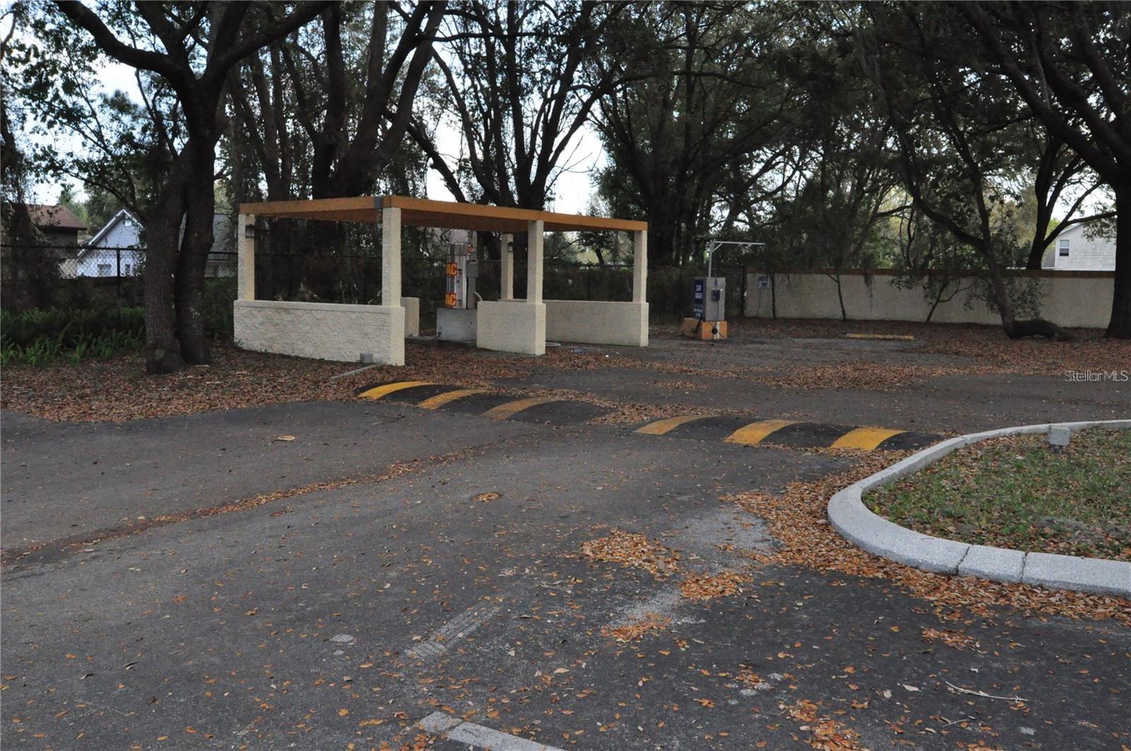 THE PINNACLE AT CARROLLWOOD A - Residential Lease