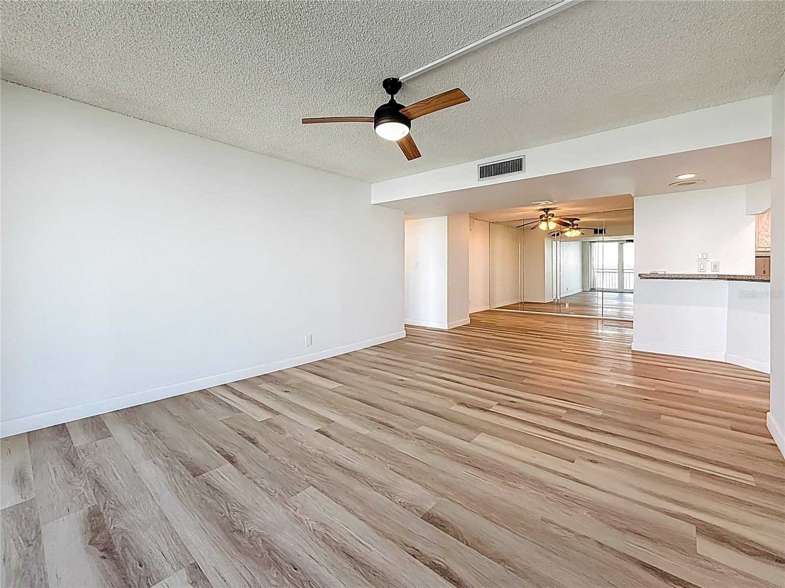 KEY CAPRI CONDO - Residential