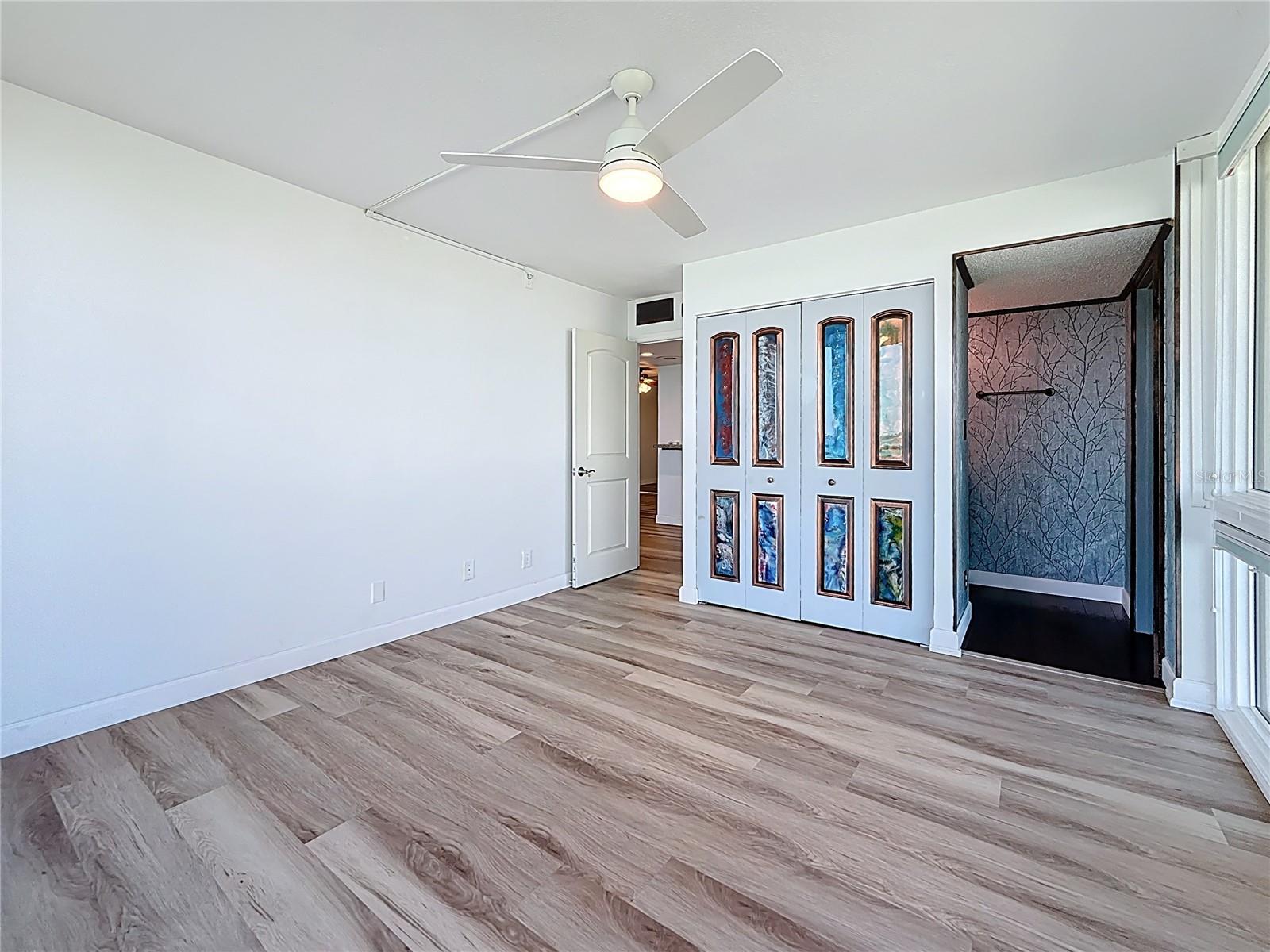 KEY CAPRI CONDO - Residential