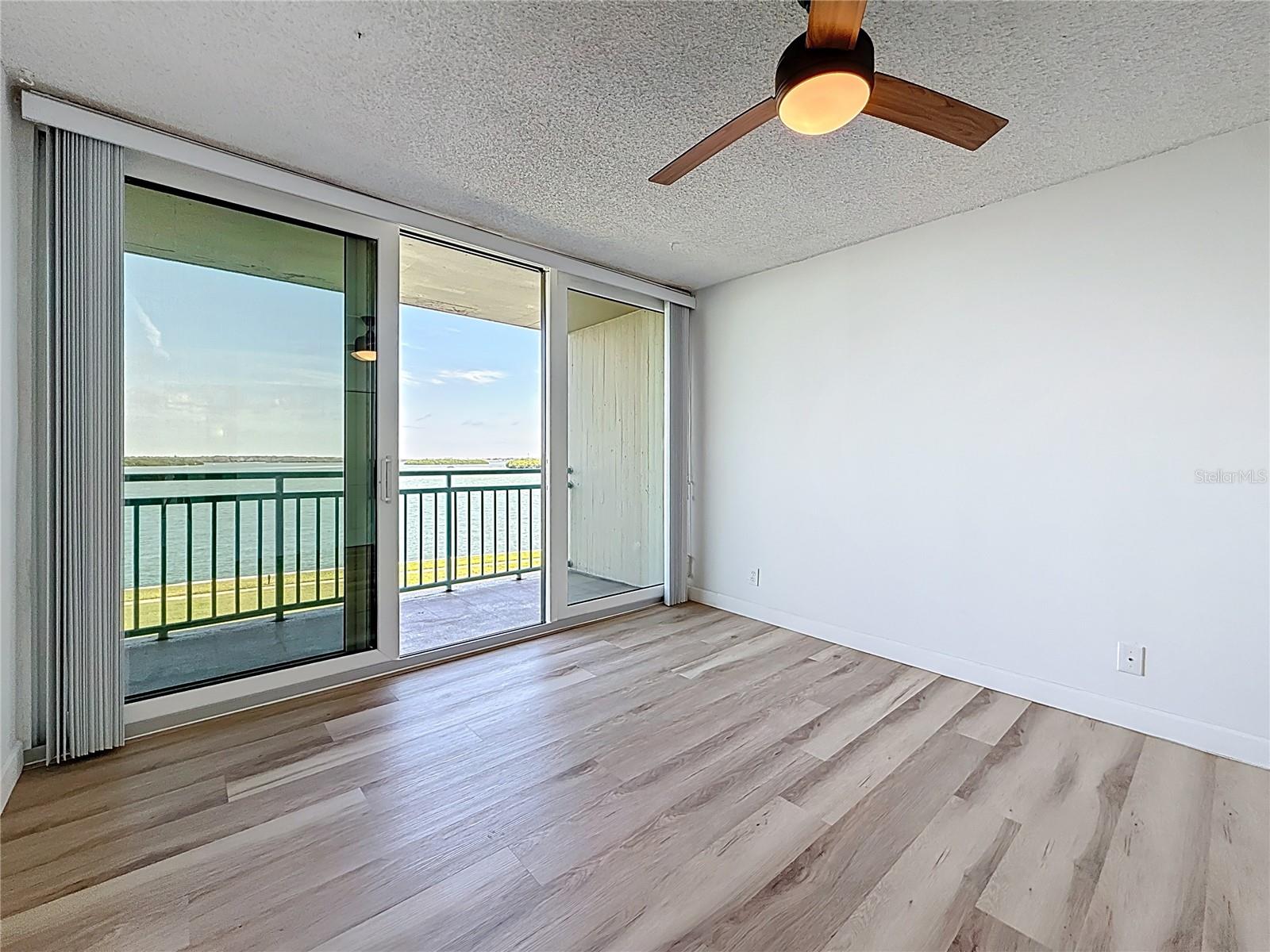 KEY CAPRI CONDO - Residential