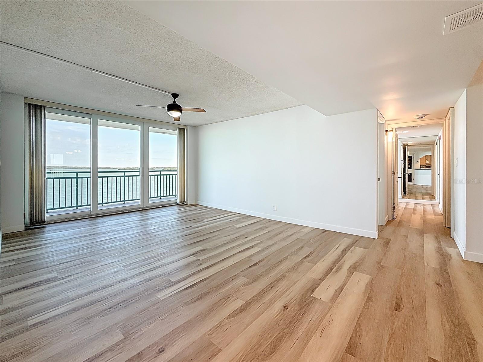 KEY CAPRI CONDO - Residential
