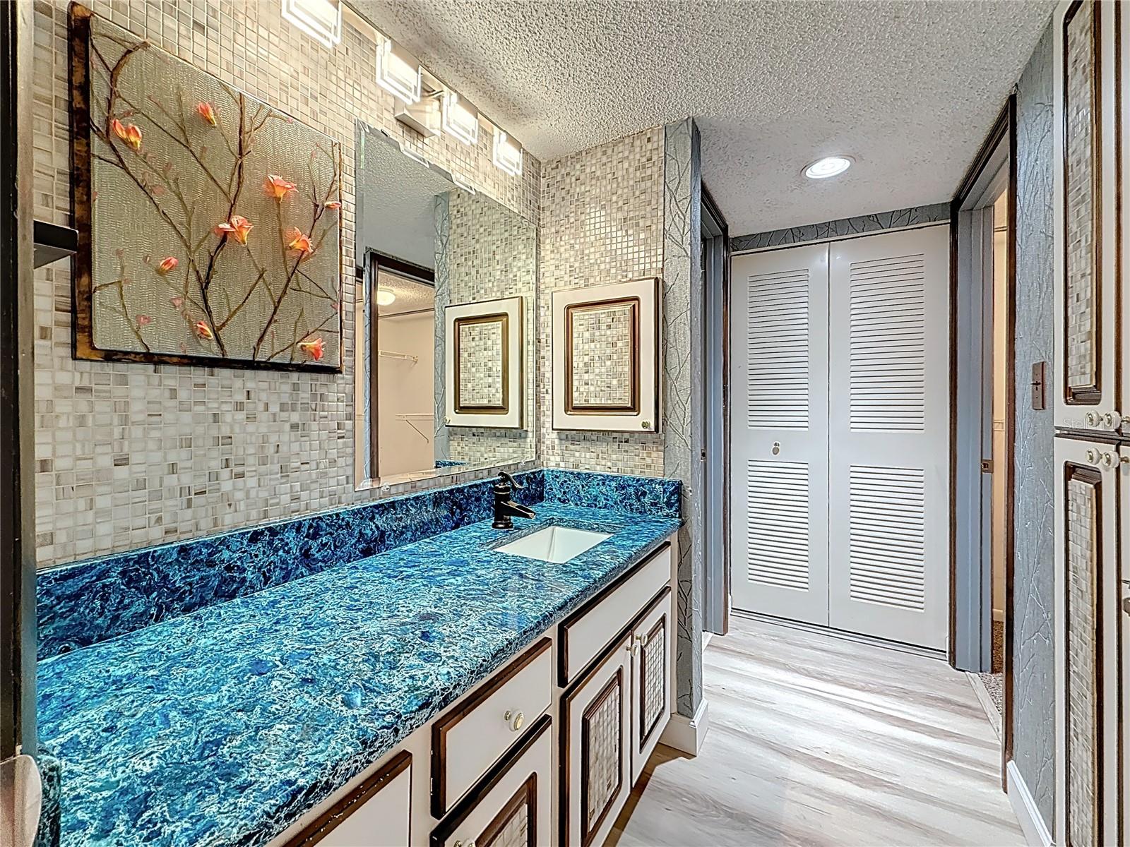 KEY CAPRI CONDO - Residential