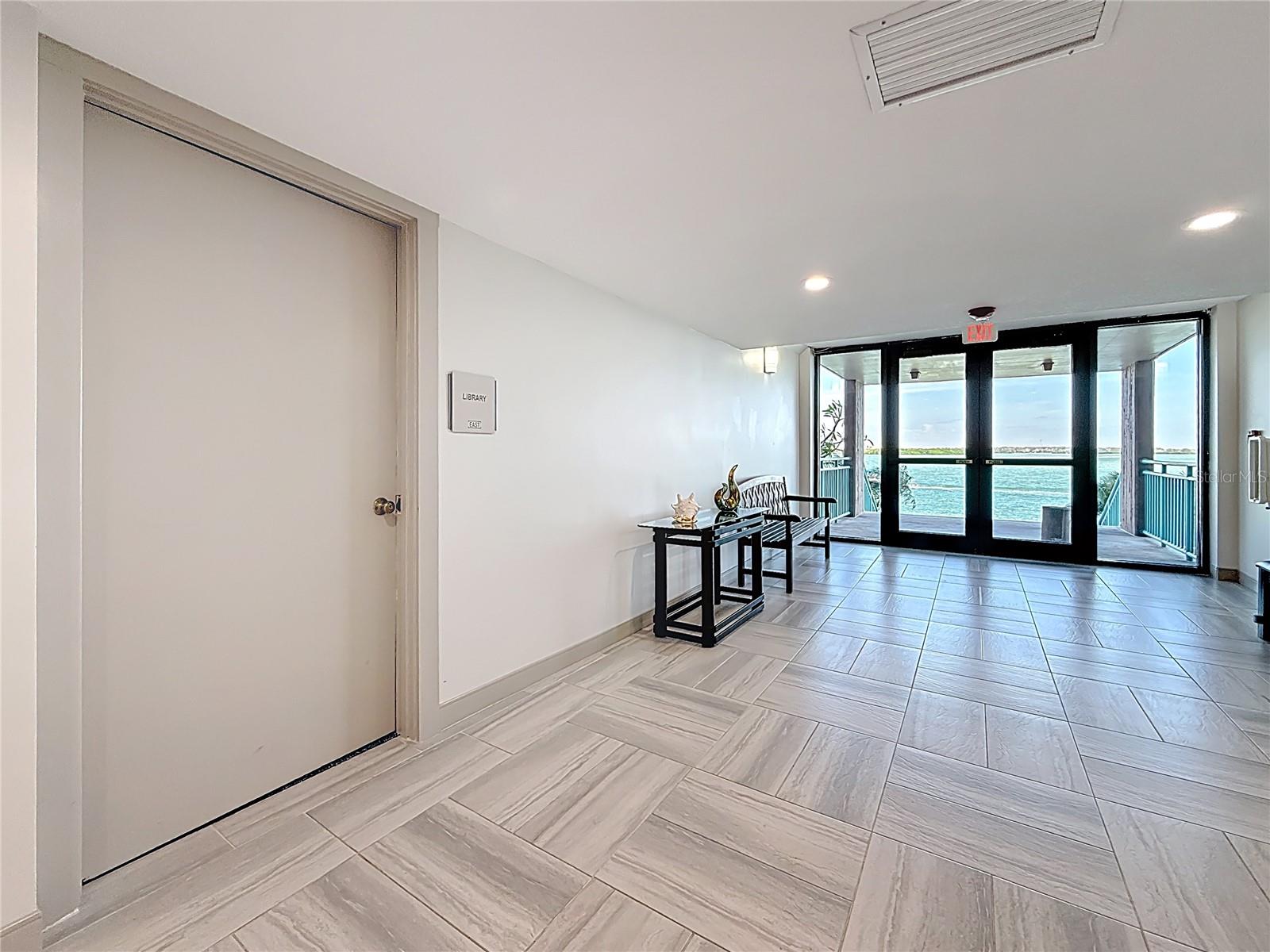 KEY CAPRI CONDO - Residential