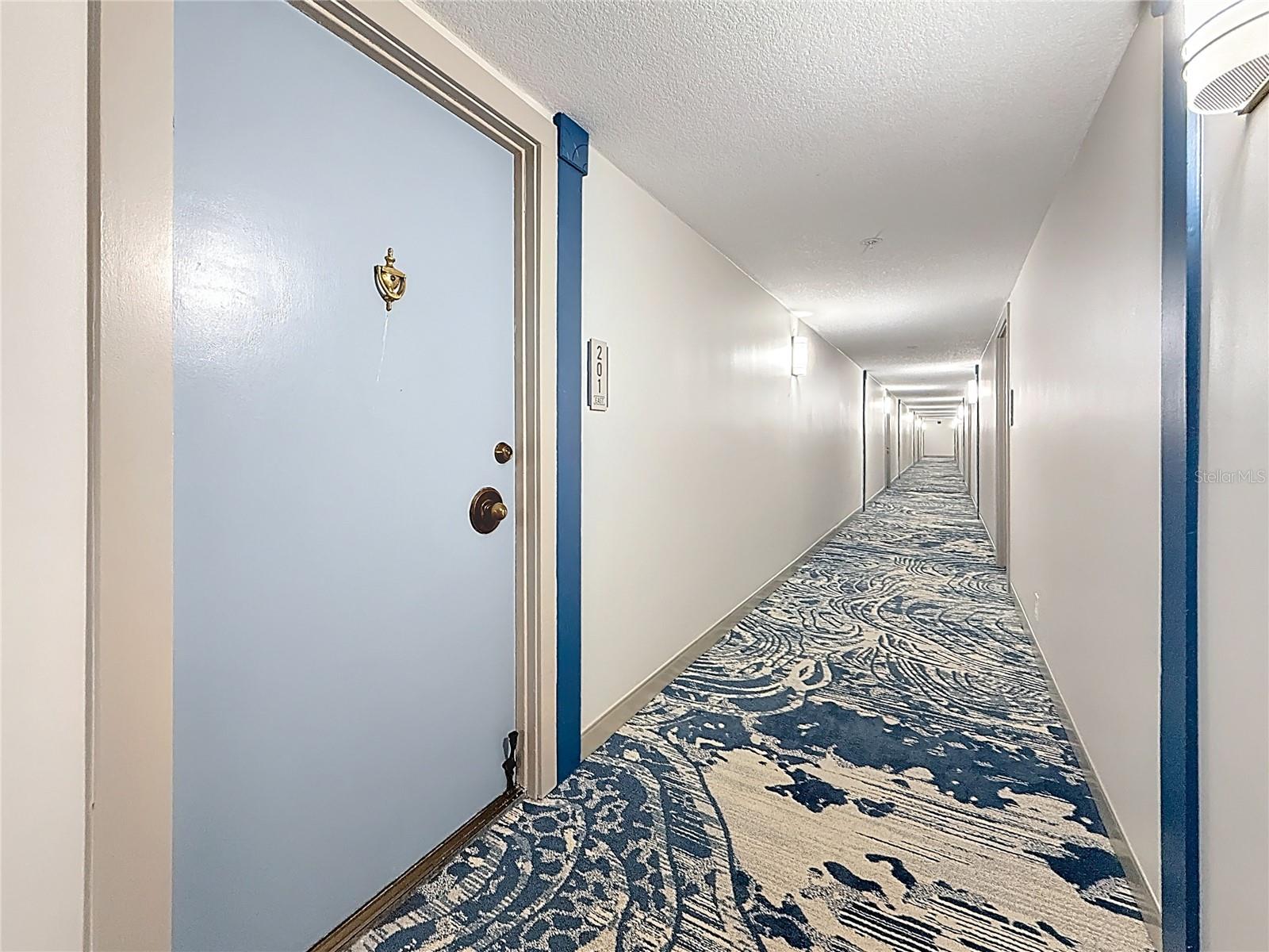 KEY CAPRI CONDO - Residential