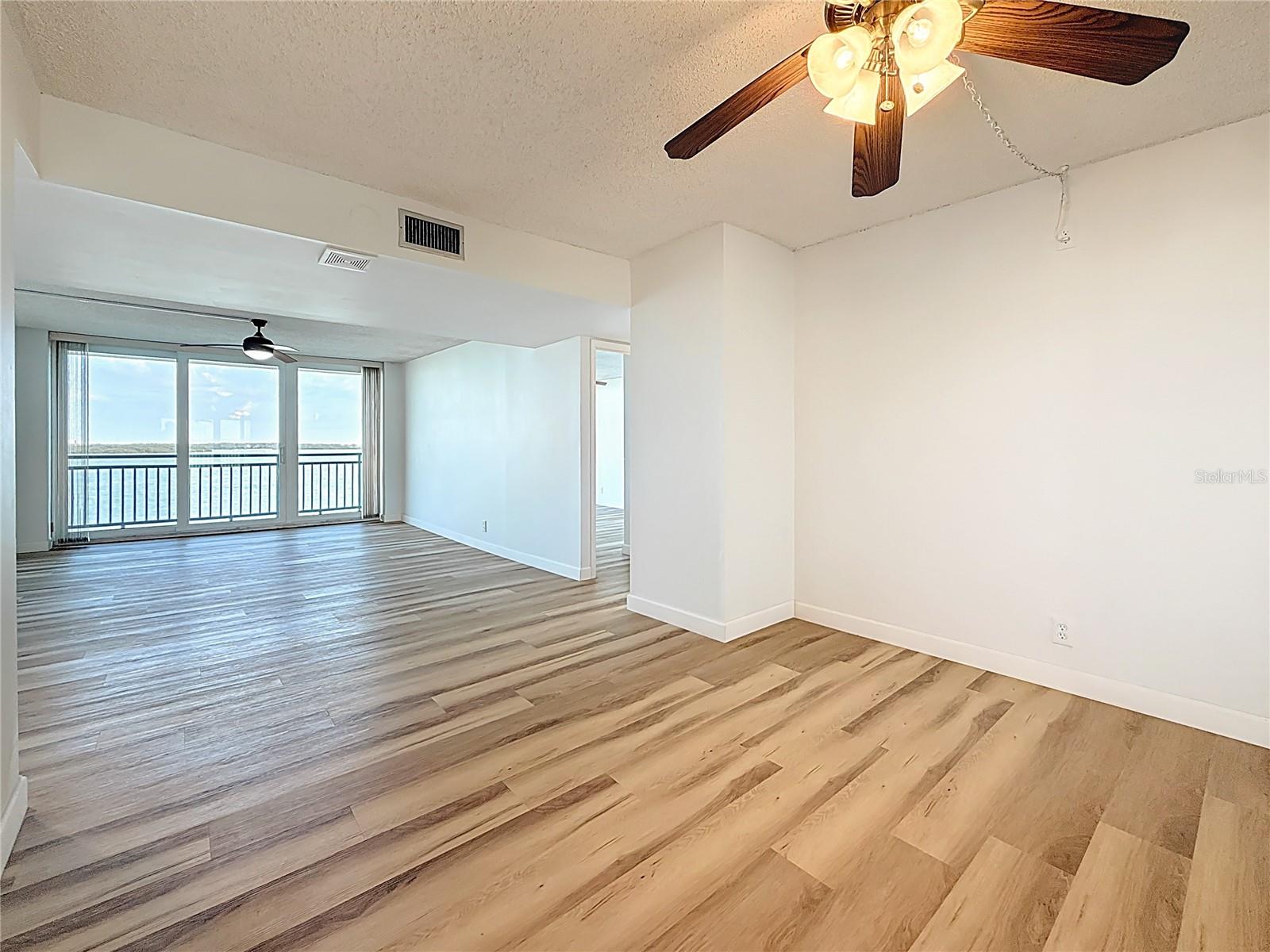 KEY CAPRI CONDO - Residential