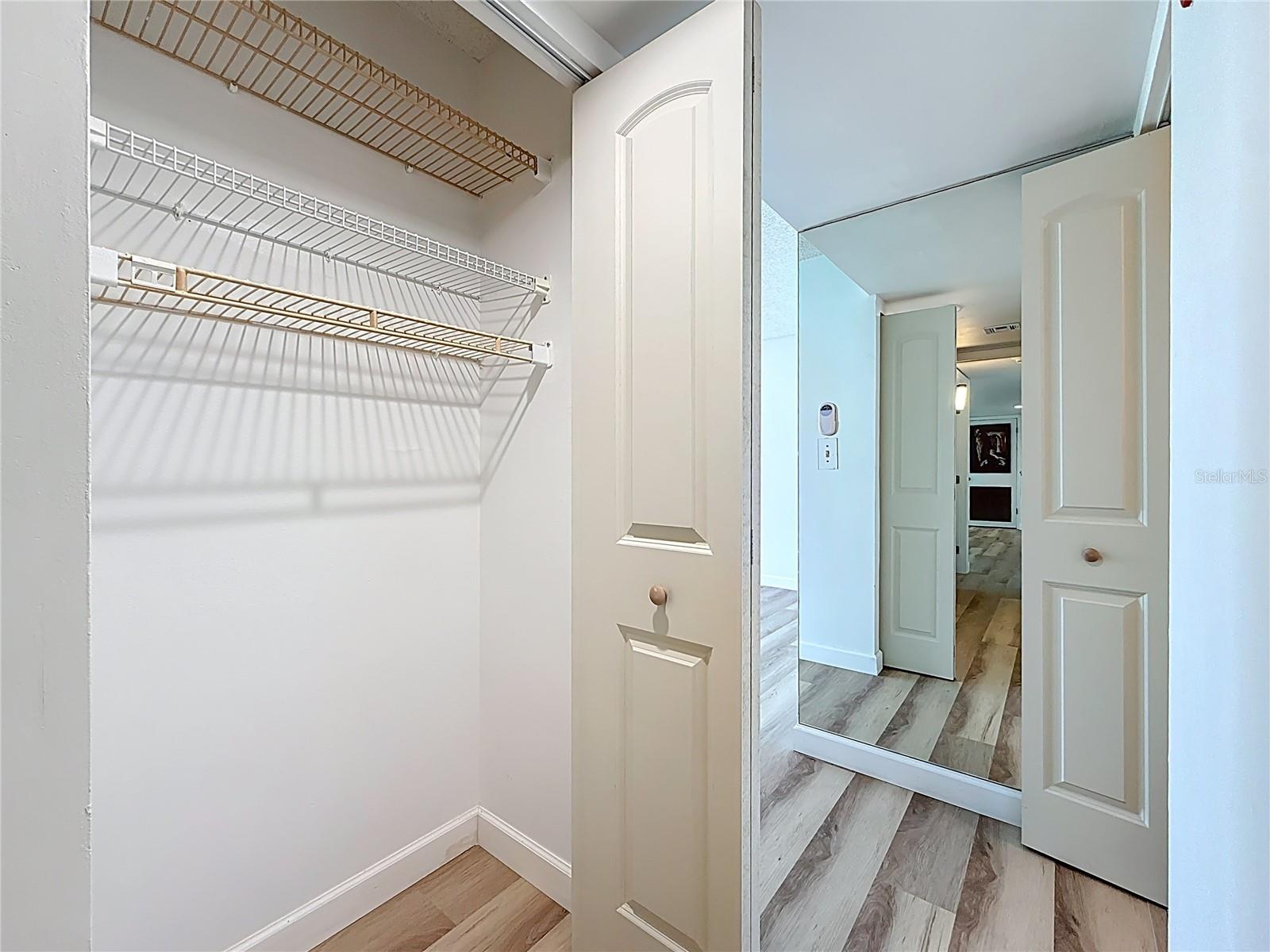 KEY CAPRI CONDO - Residential