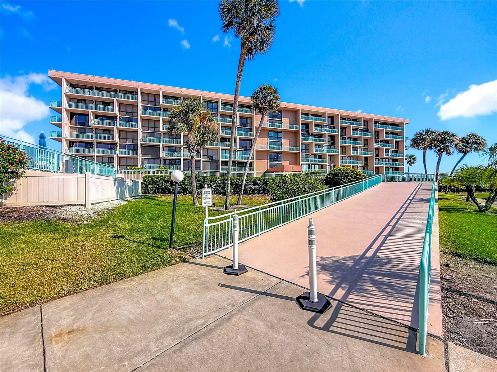 KEY CAPRI CONDO - Residential