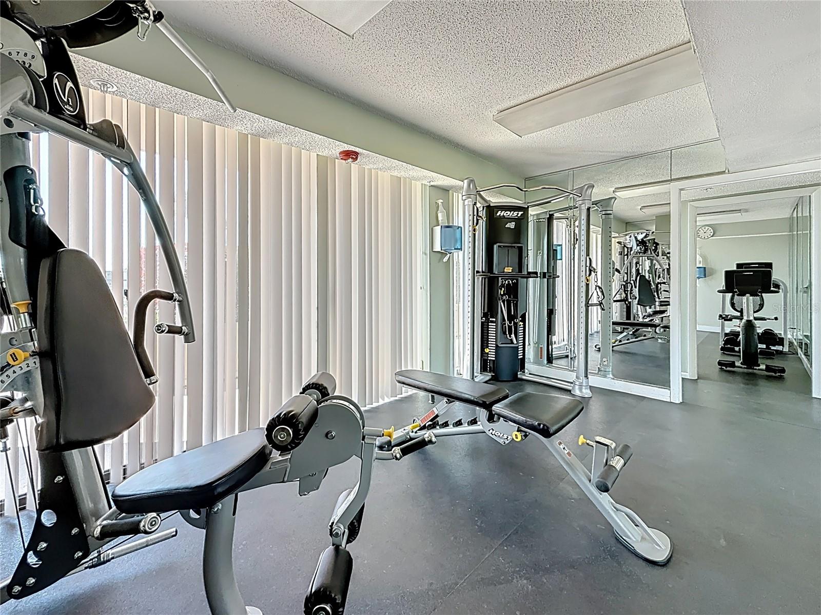 KEY CAPRI CONDO - Residential