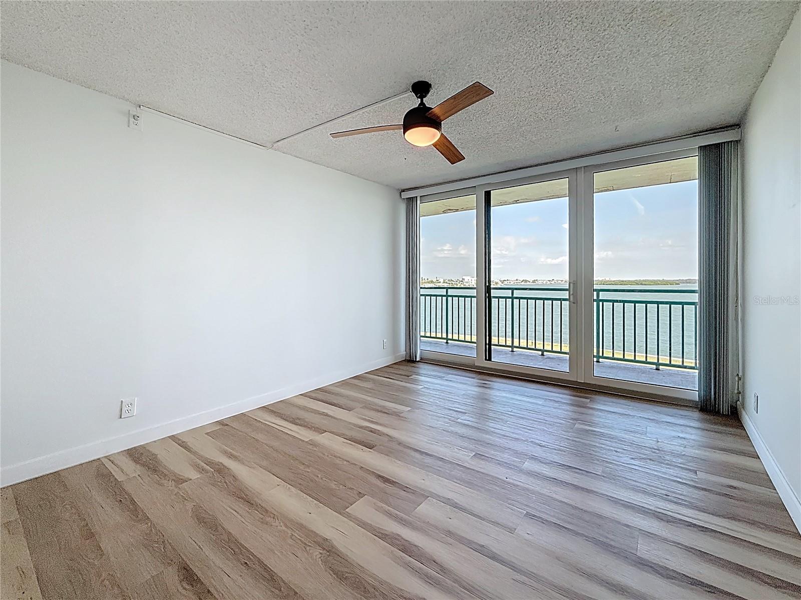 KEY CAPRI CONDO - Residential