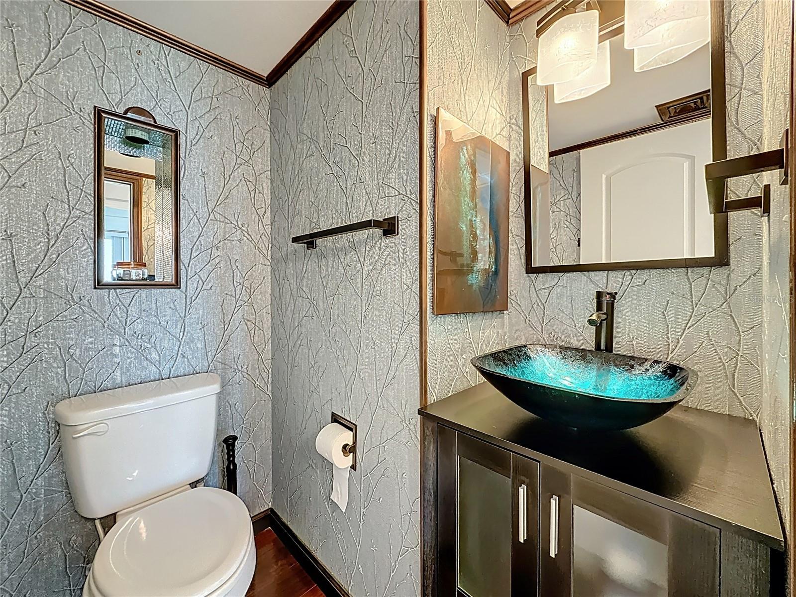 KEY CAPRI CONDO - Residential