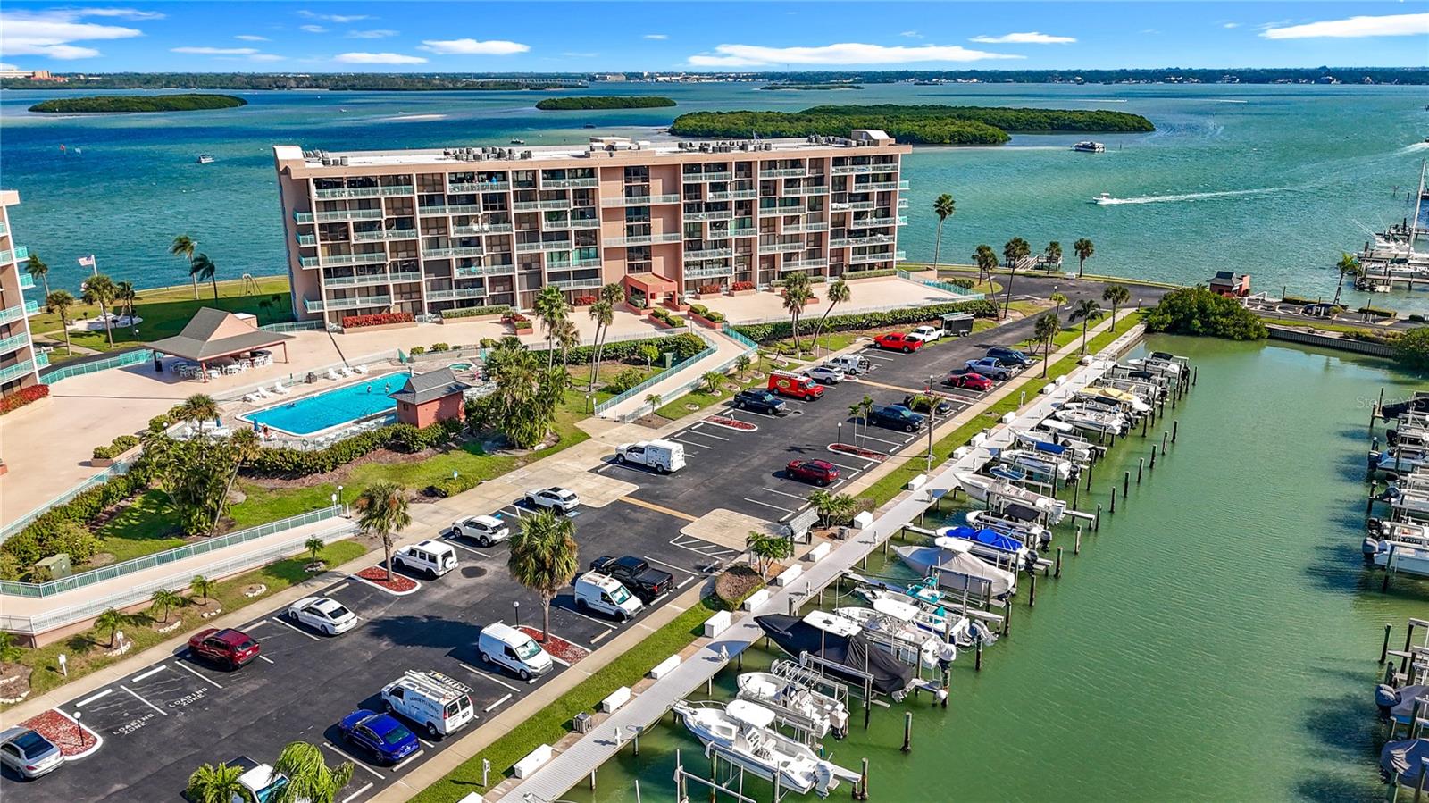 KEY CAPRI CONDO - Residential