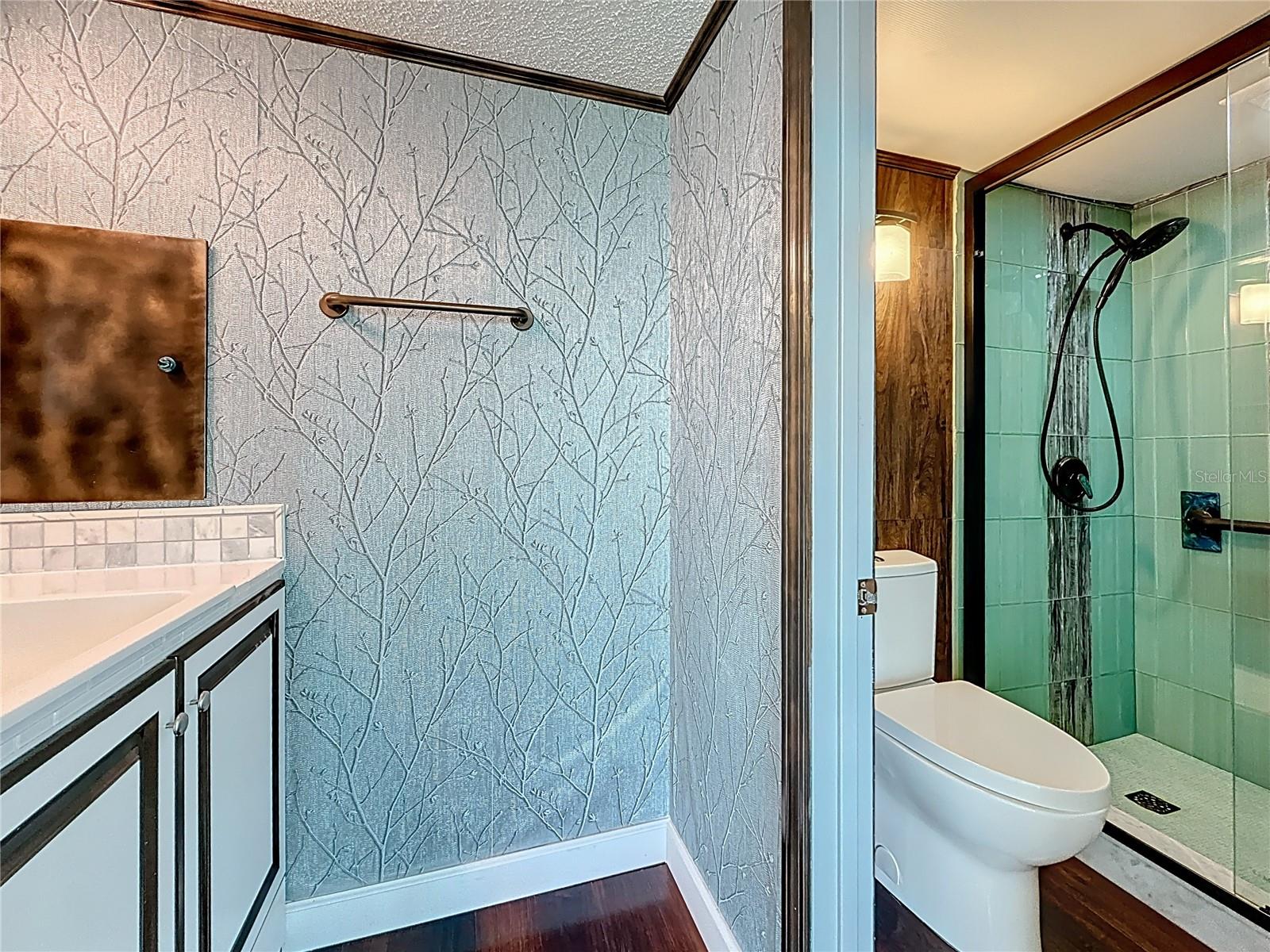 KEY CAPRI CONDO - Residential