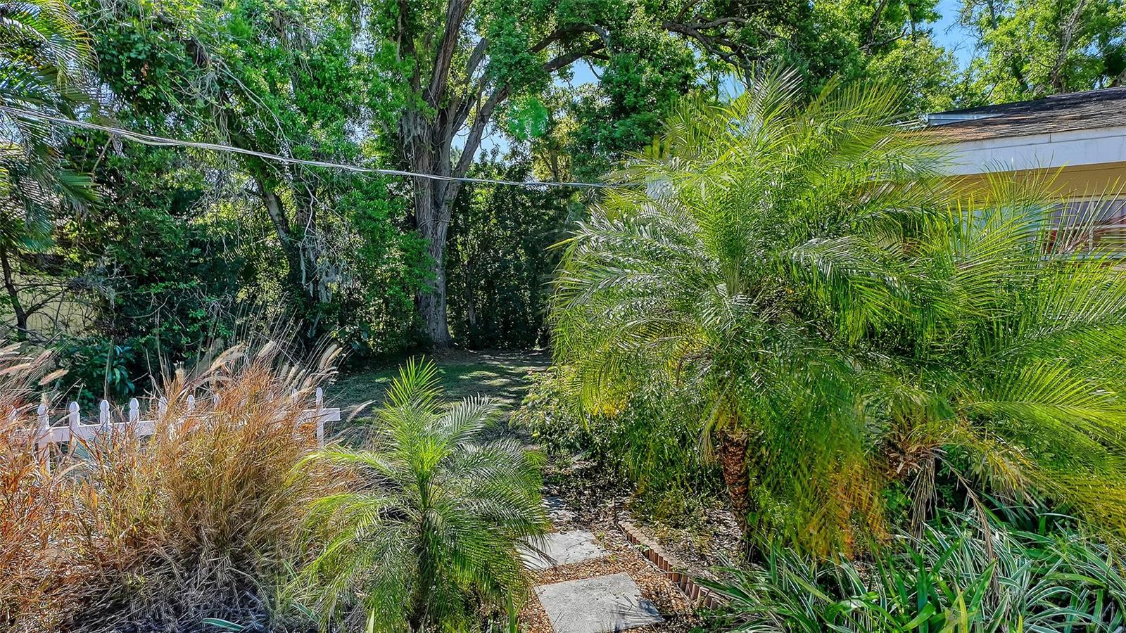 WHITFIELD COUNTRY CLUB - Residential