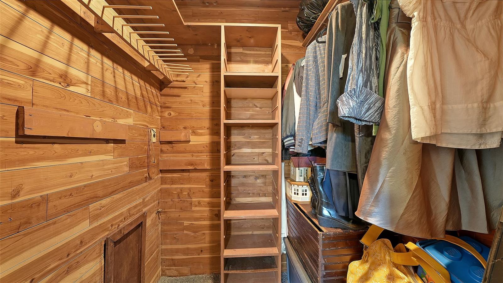 WHITFIELD COUNTRY CLUB - Residential