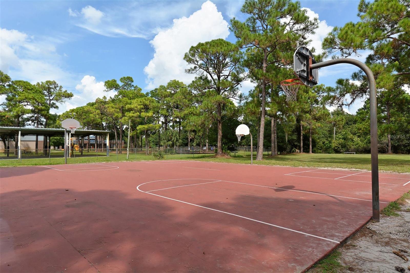 WHITFIELD COUNTRY CLUB - Residential