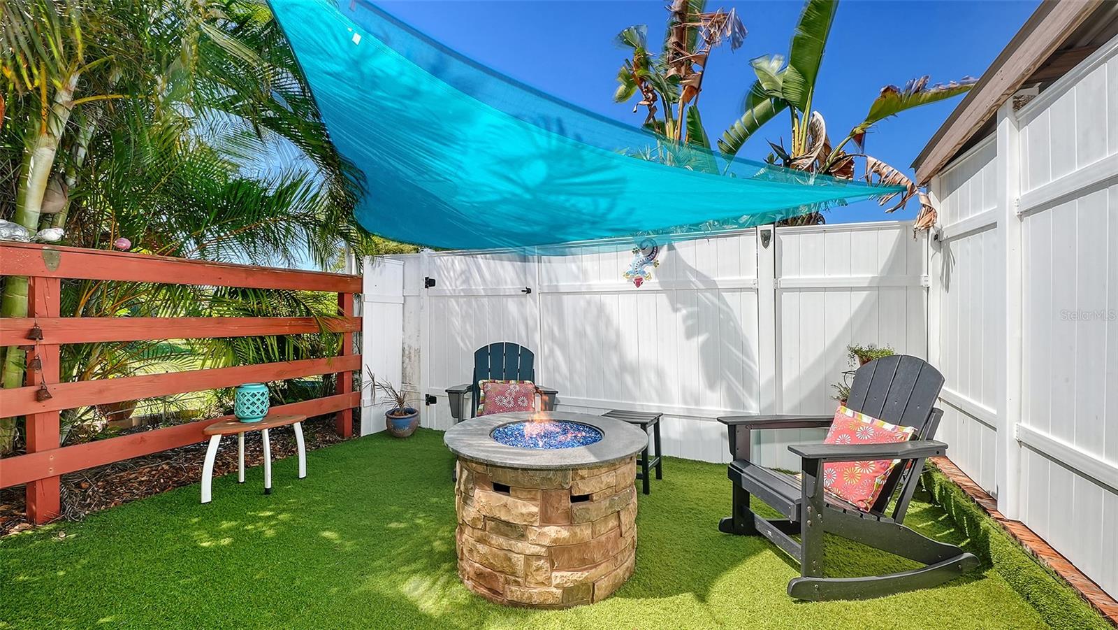 WHITFIELD COUNTRY CLUB - Residential