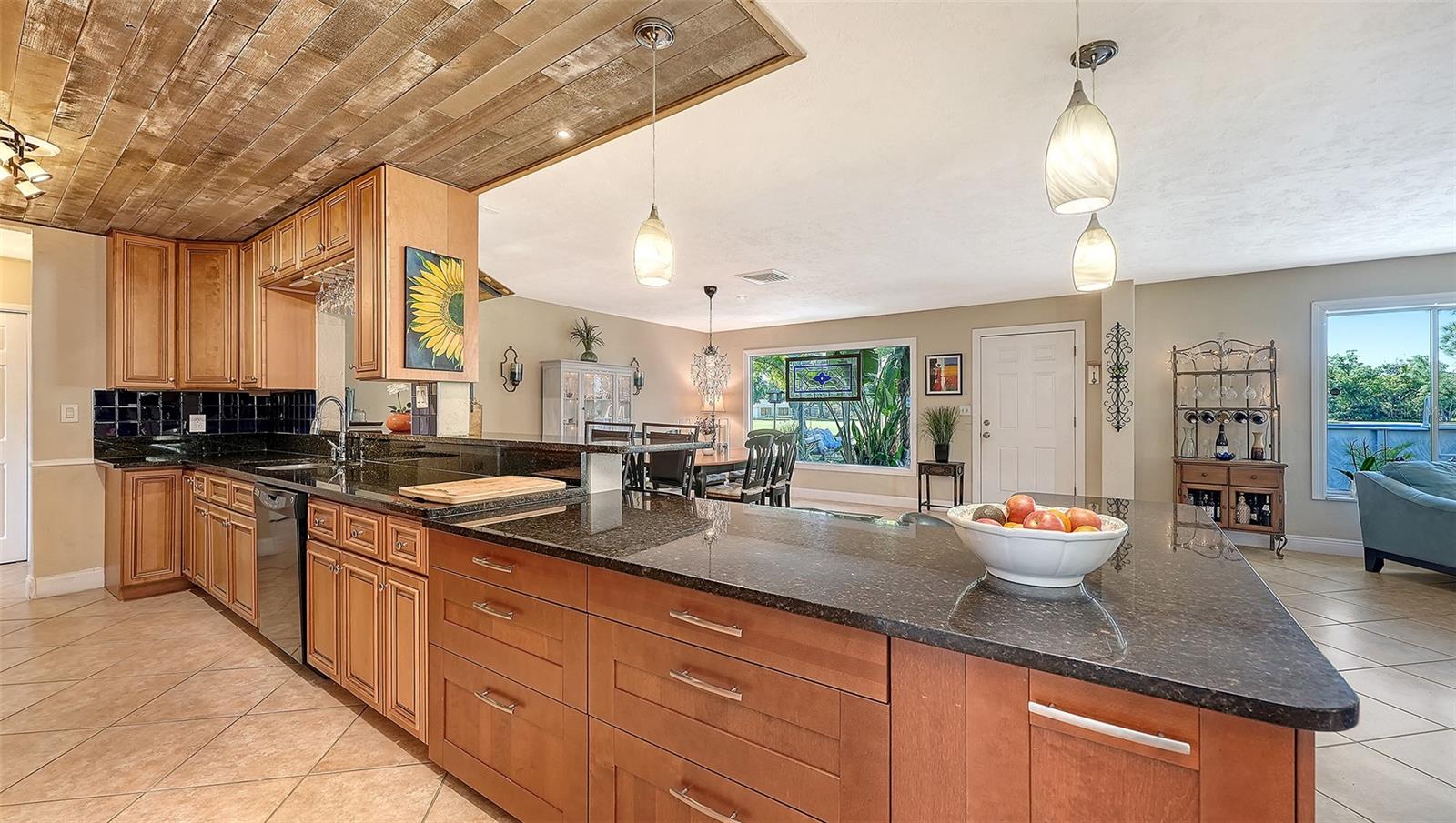 WHITFIELD COUNTRY CLUB - Residential