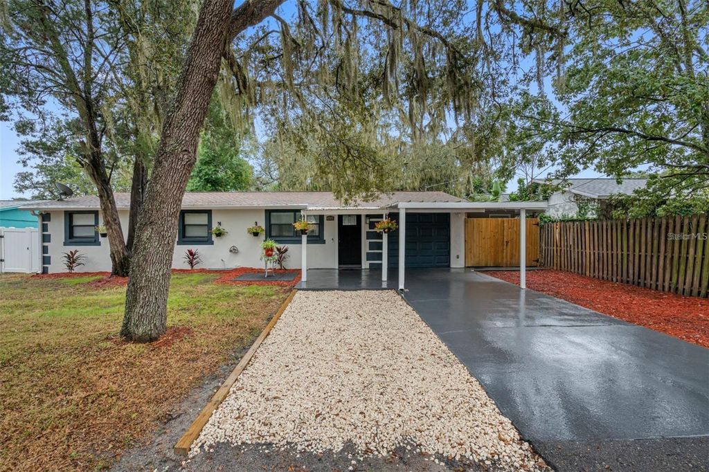 Photo of 11115 Stafford Lane, Riverview, FL 33578 (MLS # TB8472820)