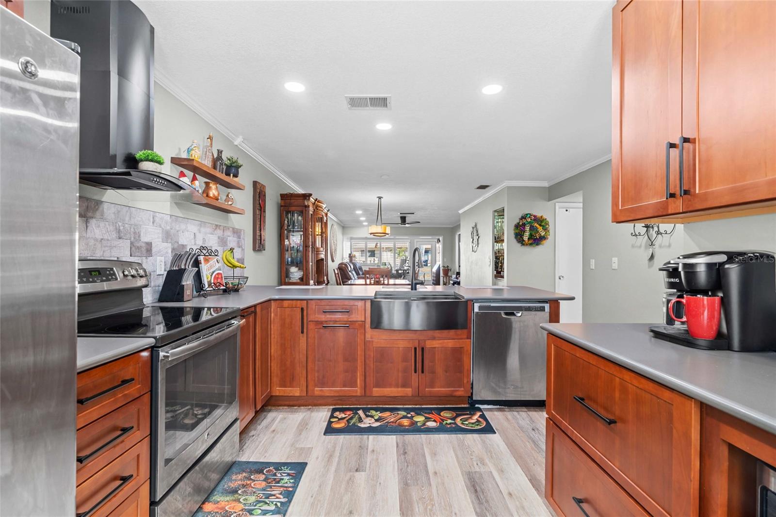 IMPERIAL COVE 13 - Residential