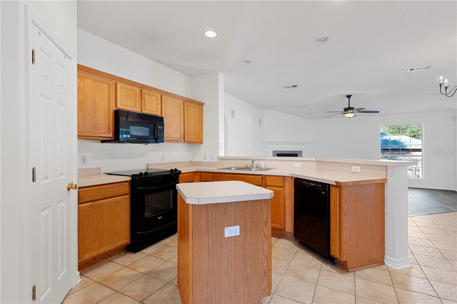 6622 HALLENDALE DRIVE