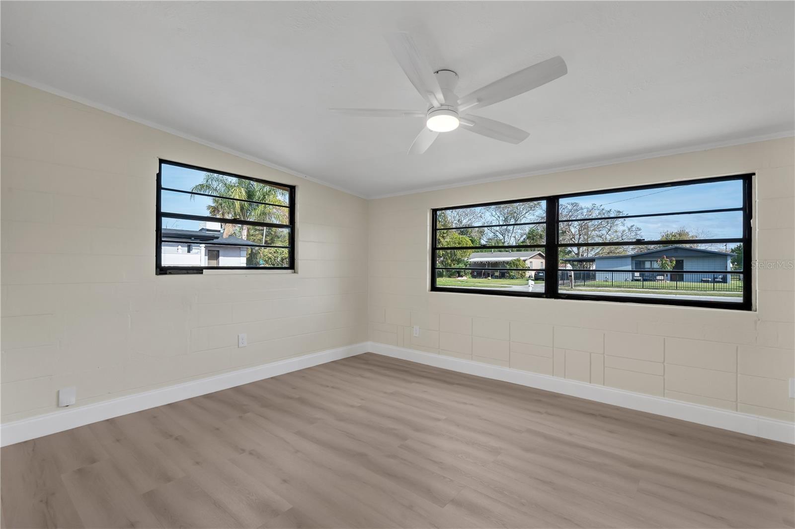 TANGELO PARK SEC 02 - Residential Lease