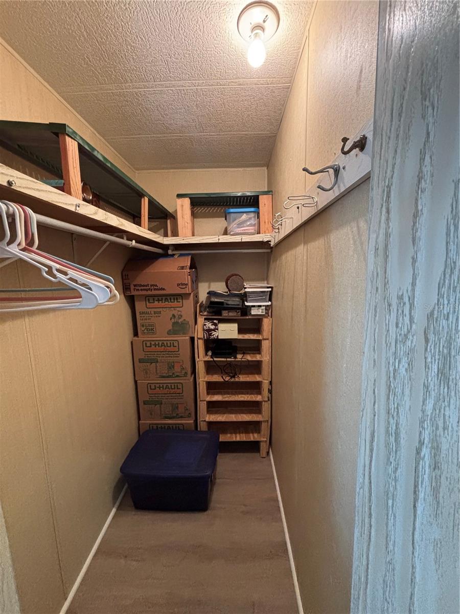 TERRA CEIA MANOR CO-OP - Residential