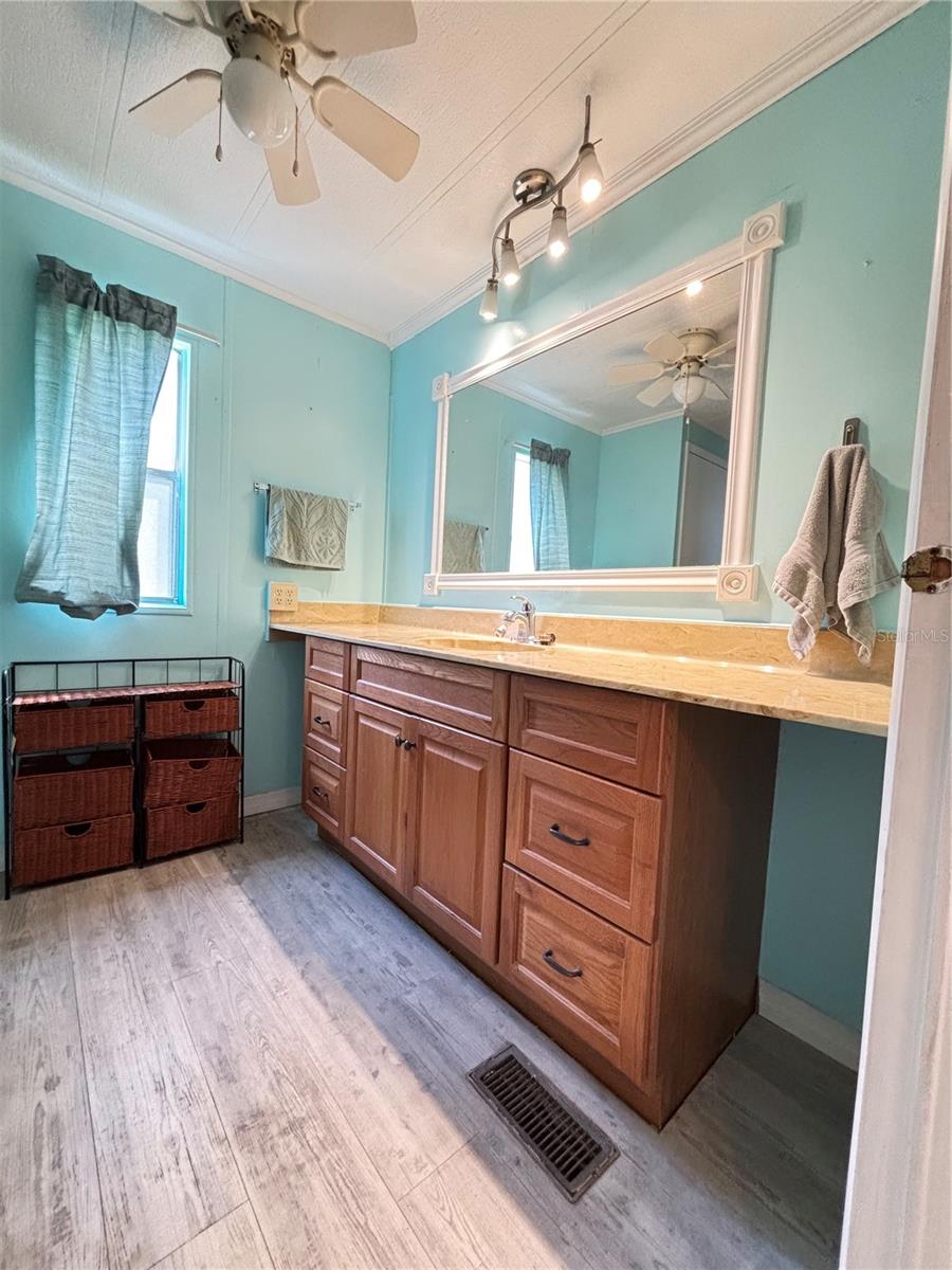 TERRA CEIA MANOR CO-OP - Residential