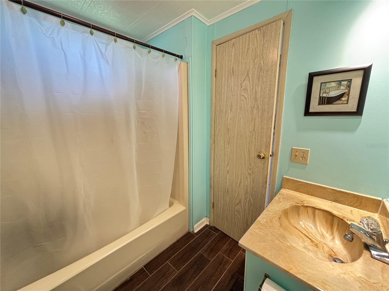 TERRA CEIA MANOR CO-OP - Residential