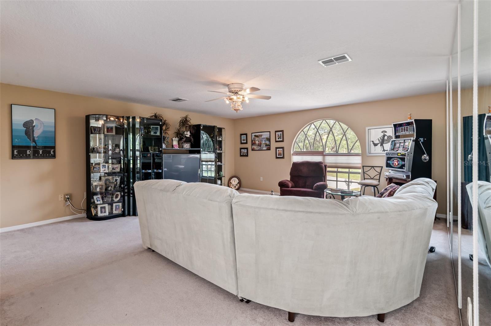 RAINBOW WOODS - Residential